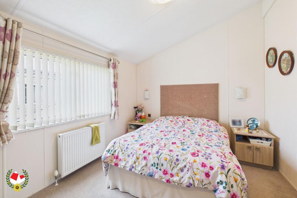 Norton Park Lodges, Tewkesbury Road, Norton, Gloucester, GL2 photo 4