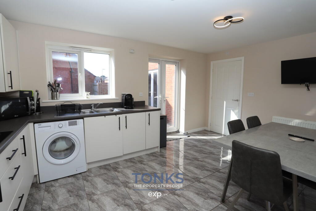 Additional image 5 of halesowen ,B62 9JU