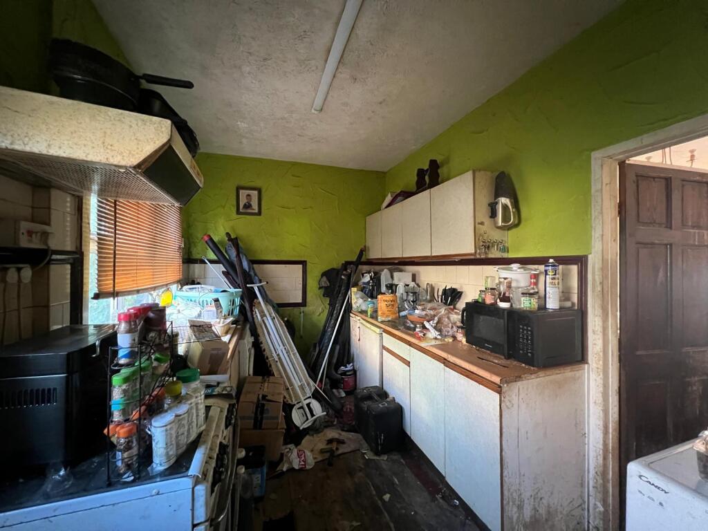House in Sheffield - View 3