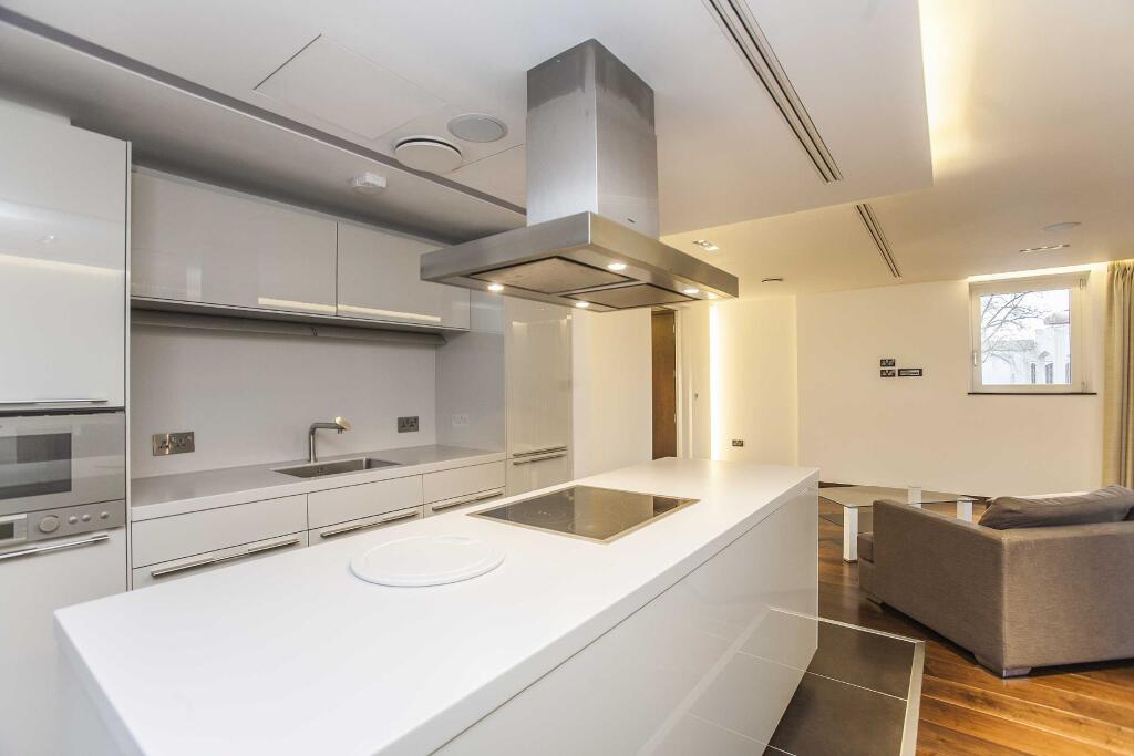 Apartment in London - View 3