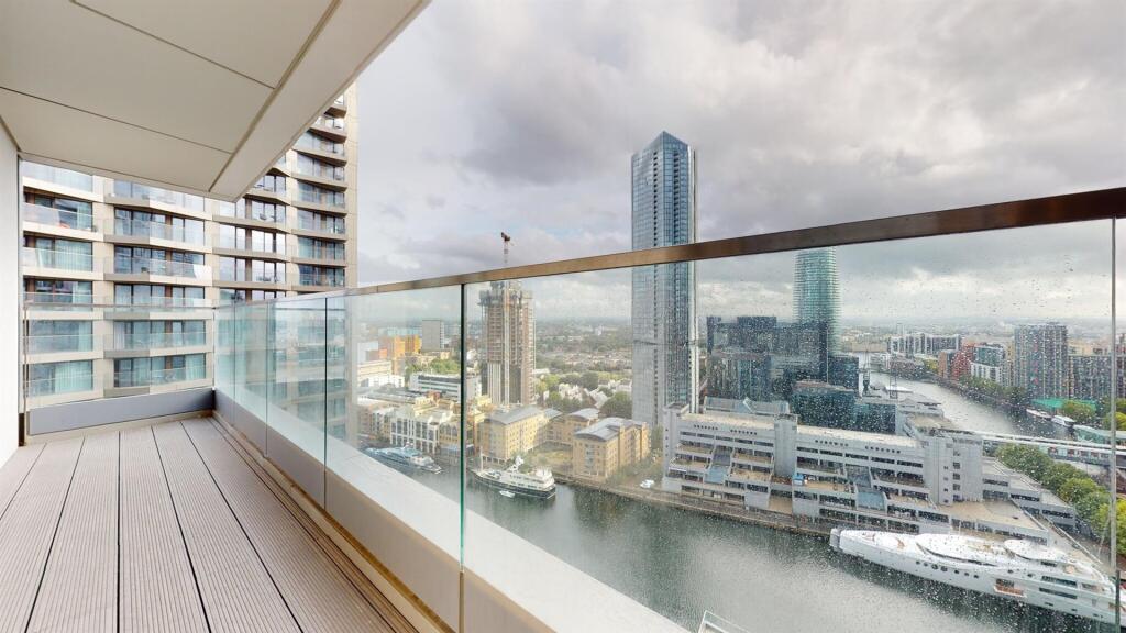 2-bed flat on 10 Park Drive, Canary Wharf, London, E14, £1,150,000