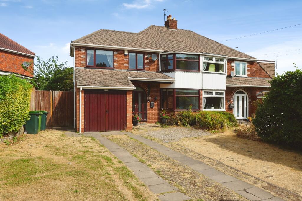 Main image of property: Kingsway, Oldbury, B68