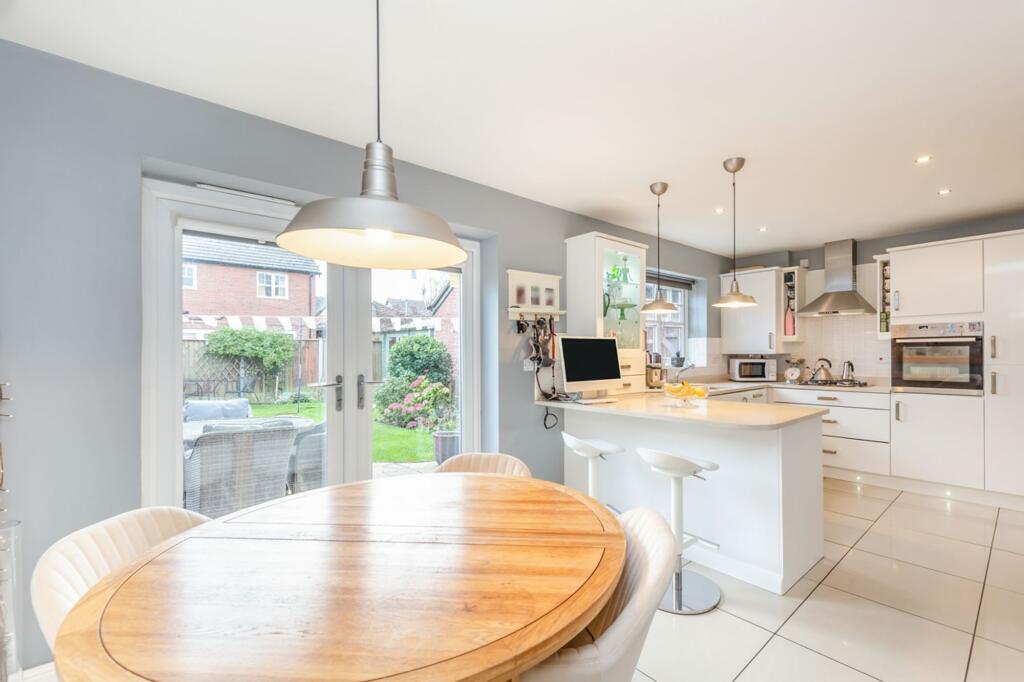 Granary Close, Milton Green, CH3 photo 4