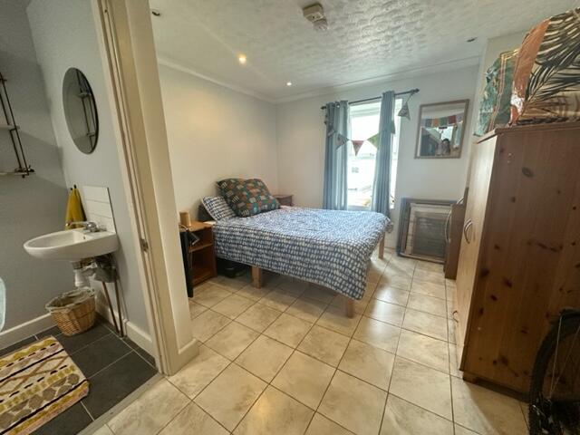 Apartment in Bournemouth - More