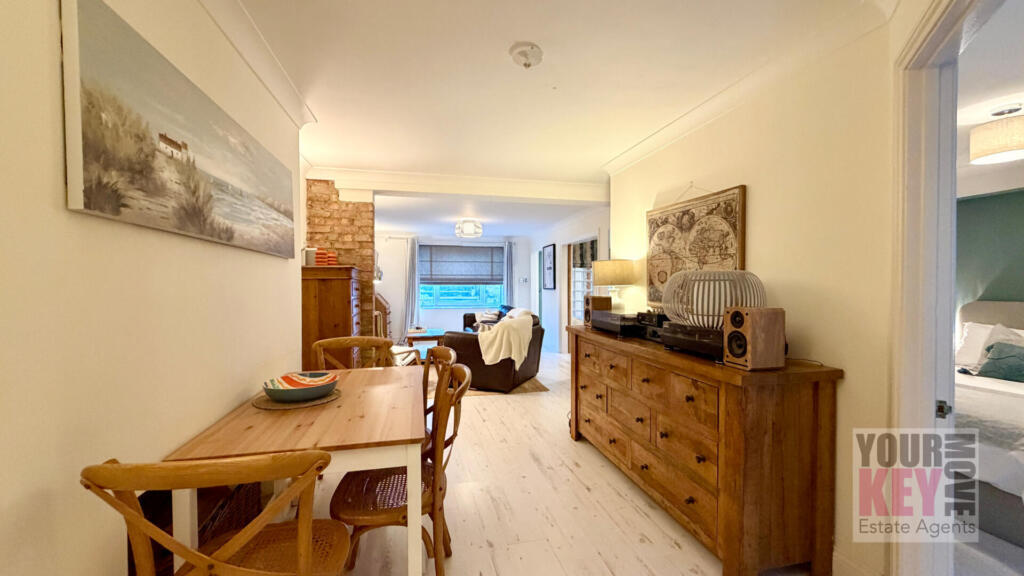 Wellington Terrace, Sandgate, Folkestone, Kent CT20 3DY - View 5