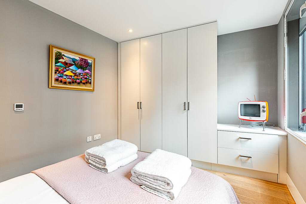 3 bedroom flat for rent