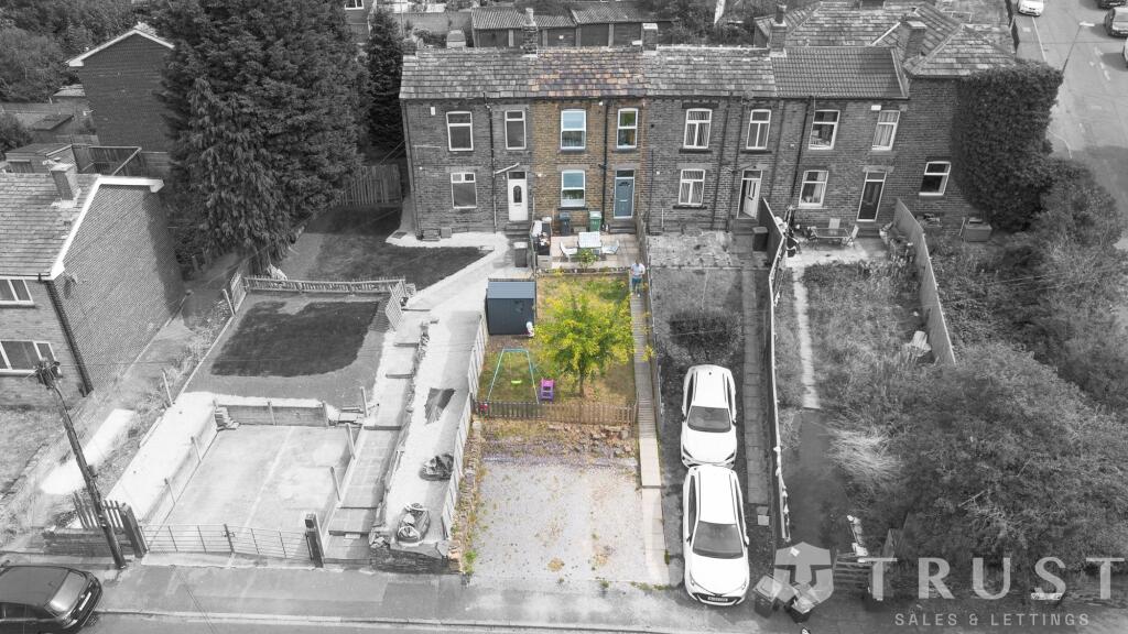 Main image of property: Tichbourne Street, Batley, WF17