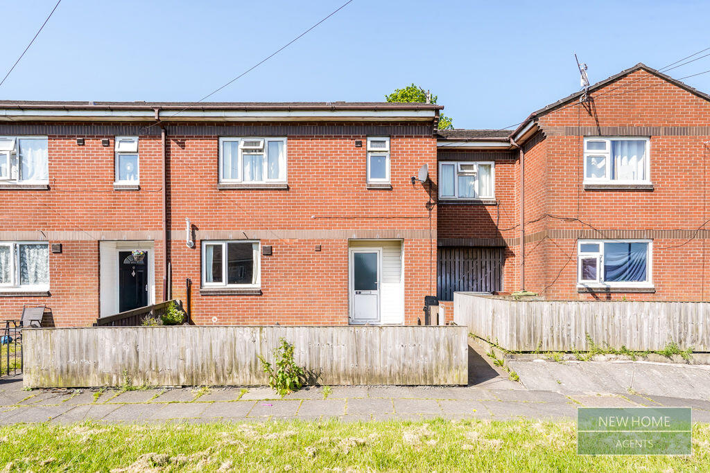 4-bed terraced on Patterdale Close , Oldham, OL1 3JS, £190,000