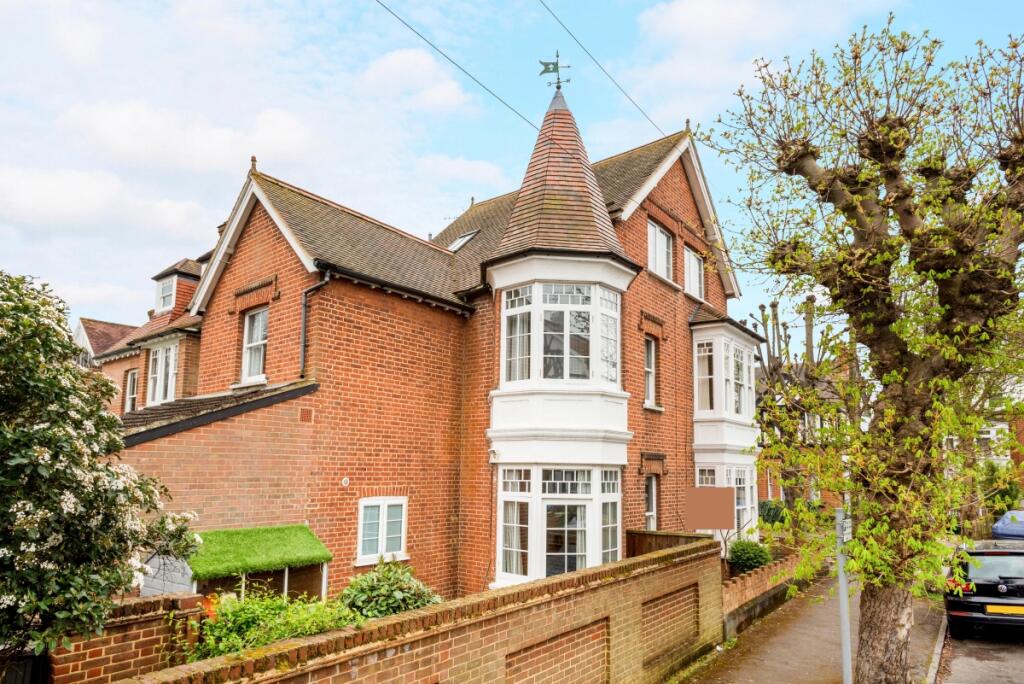 Main image of property: Feltham Avenue, East Molesey KT8