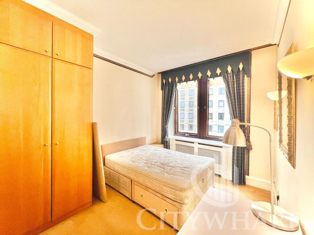 Apartment in London - View 5