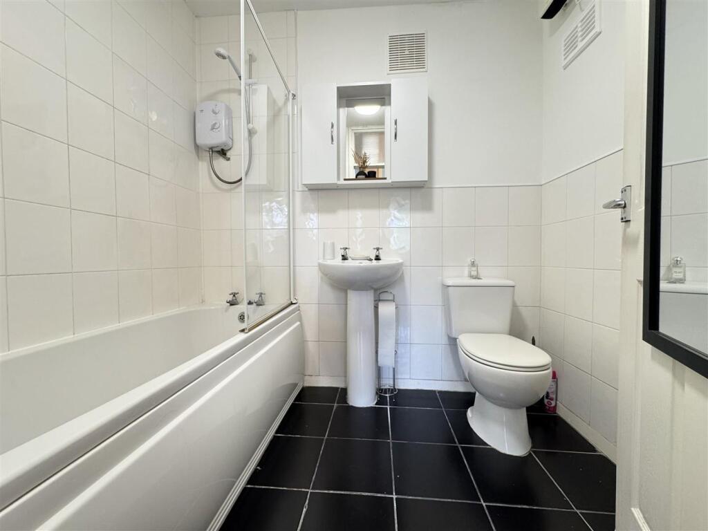 Additional image 17 of Endwood Court, Handsworth Wood, Birmingham