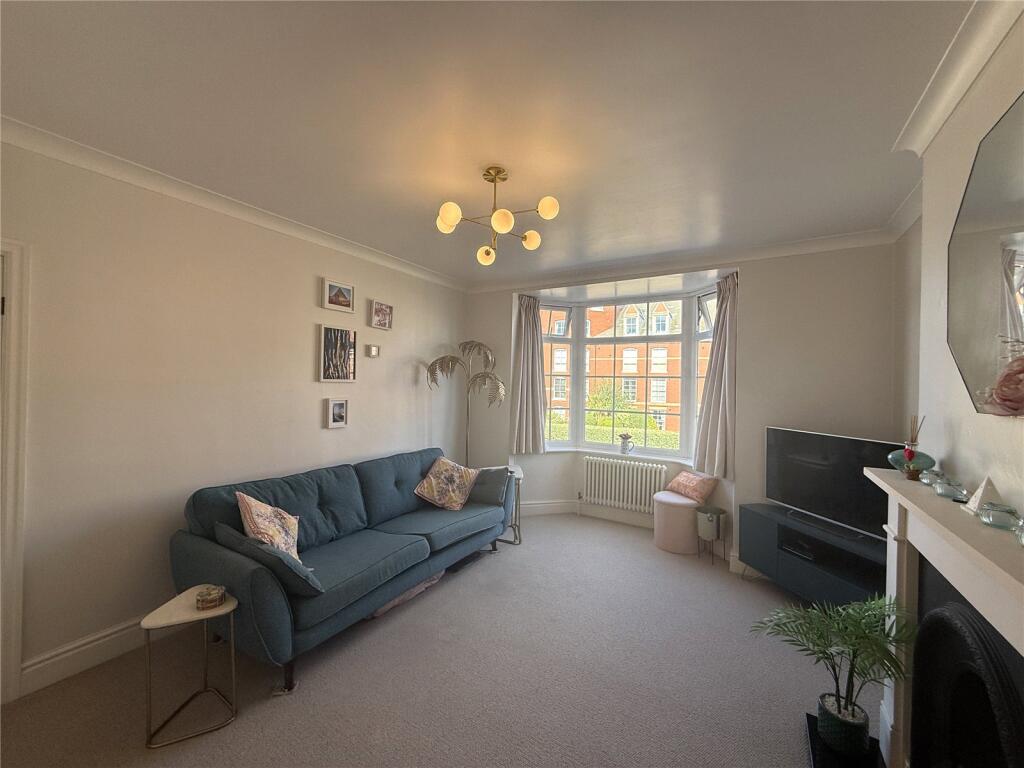 Apartment in Preston - View 4