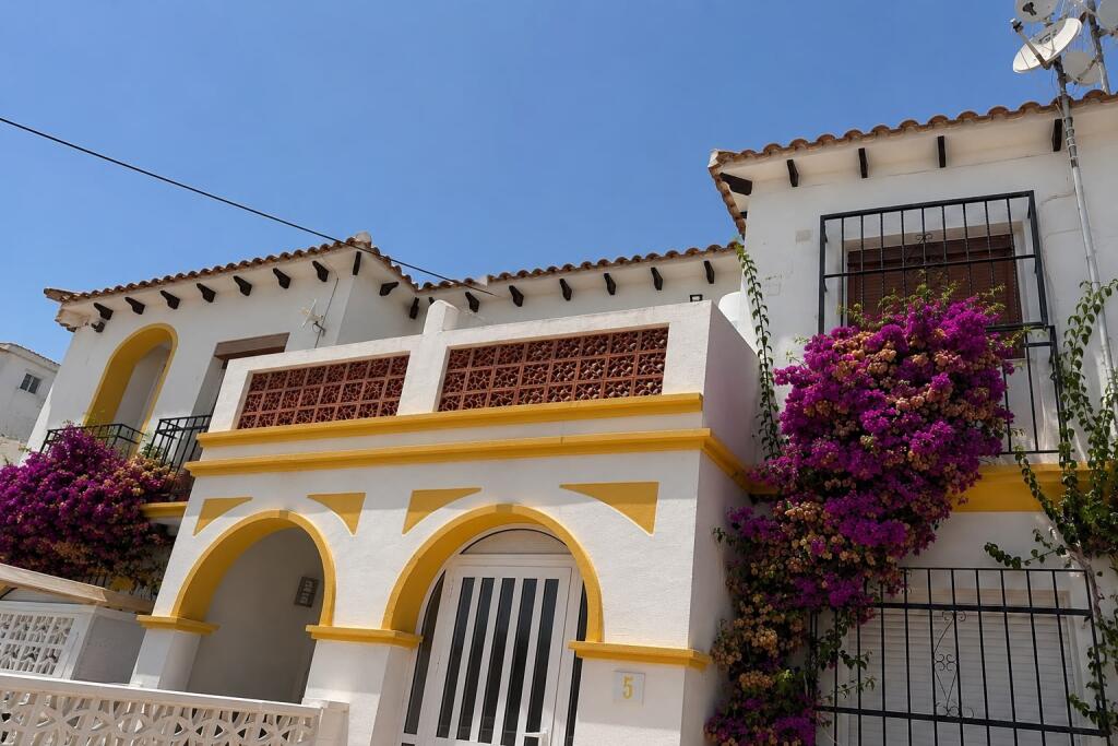Main image of property: Valencia, Alicante, Villamartin