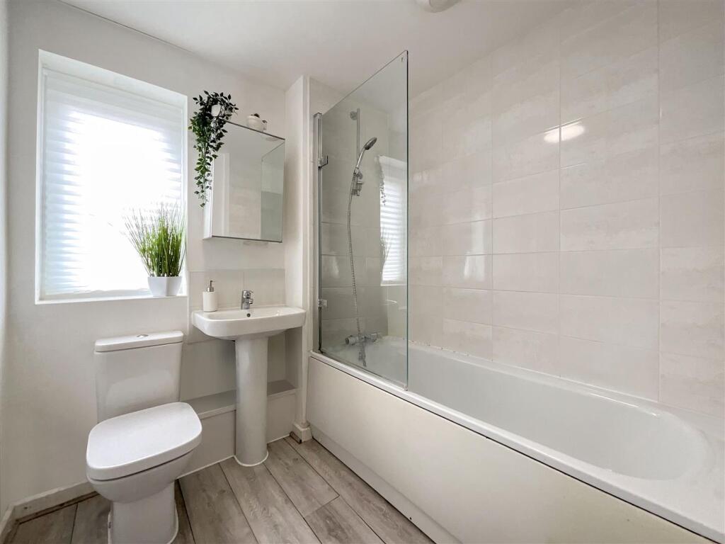 Apartment in Kingswood, Lyde Green, Emersons Green - View 5