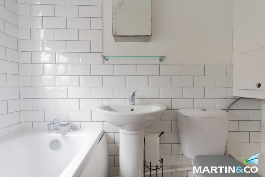 Additional image 11 of Higgins Lane, Quinton, B32