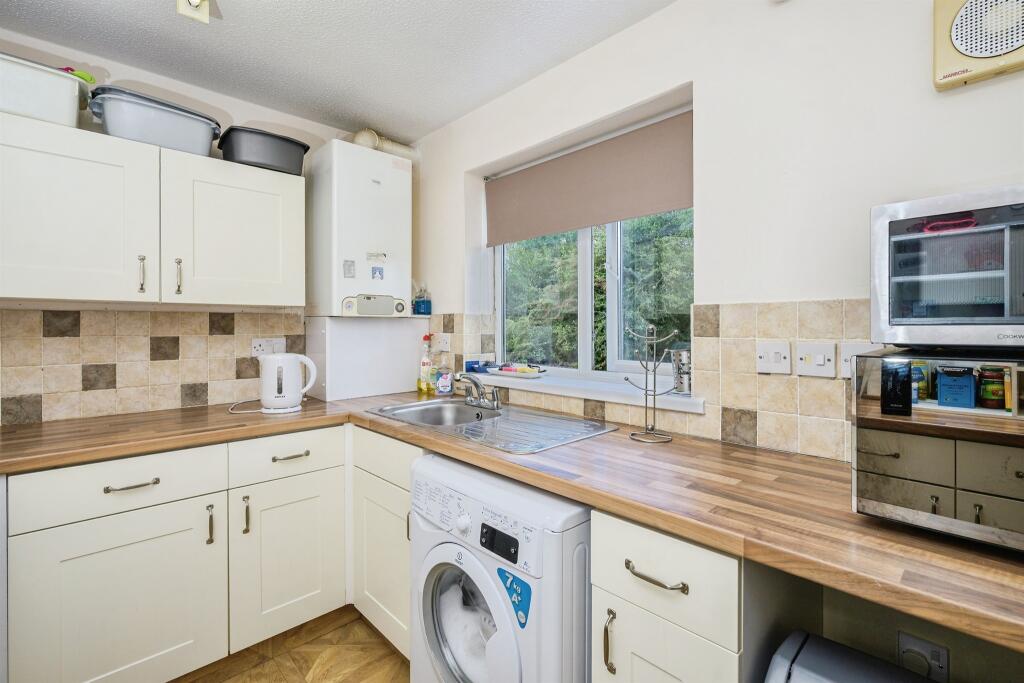 Apartment in Plymouth - View 5