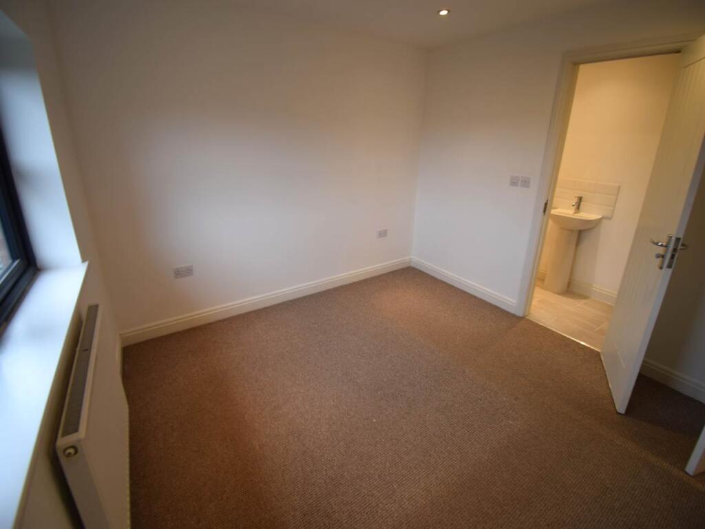House in Crewe - View 5
