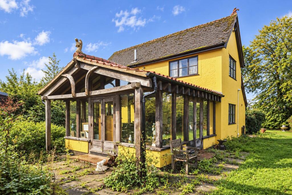 House in Stevenage - View 2