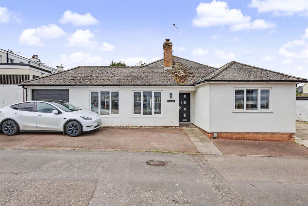 Main image of property: New Road, Saffron Walden