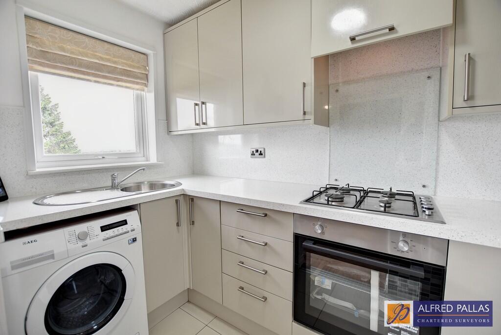 Ruislip Road, South Hylton photo 5
