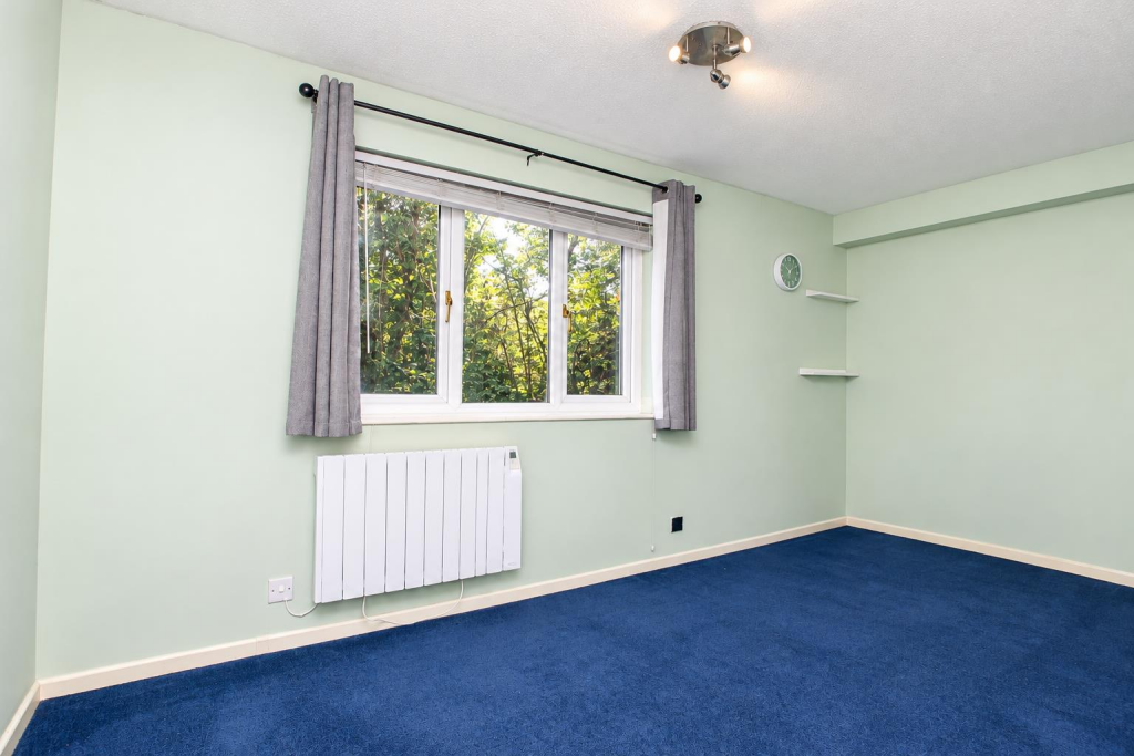 Apartment in Milton Keynes, Two Mile Ash, Abbey Hill - View 5