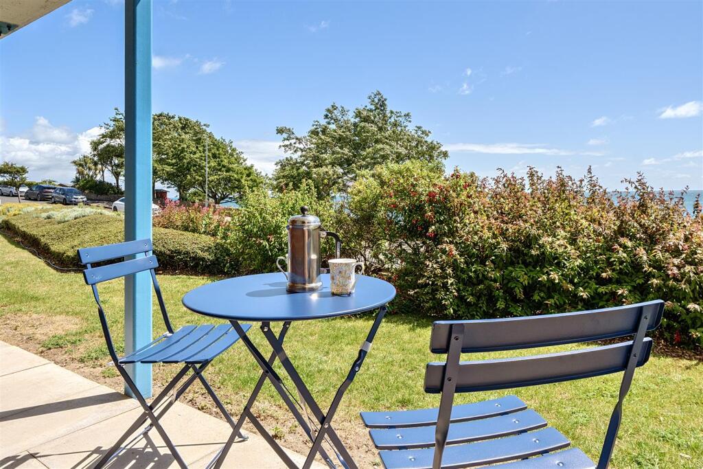 De Moulham Road, Swanage - View 4