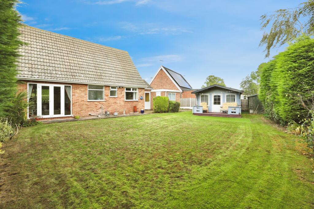 North Moor Drive, Walkeringham, Doncaster photo 2