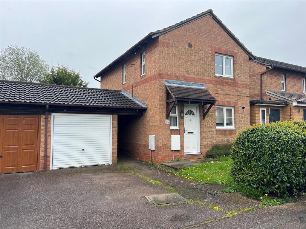 Main image of property: Century Avenue, Oldbrook, Milton Keynes, MK6 2UL