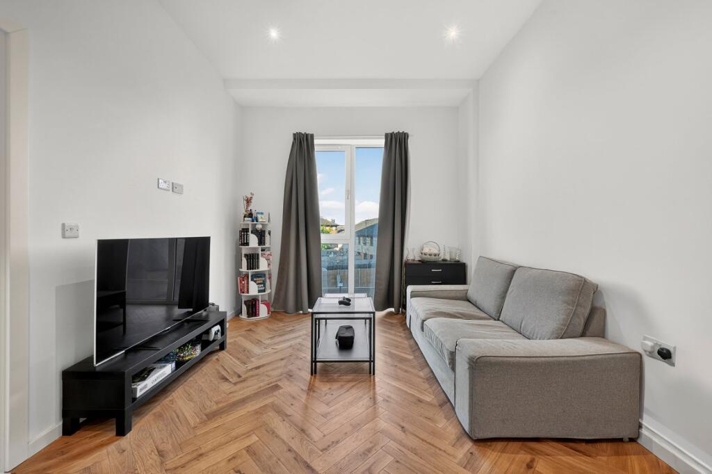 Apartment in London - View 3