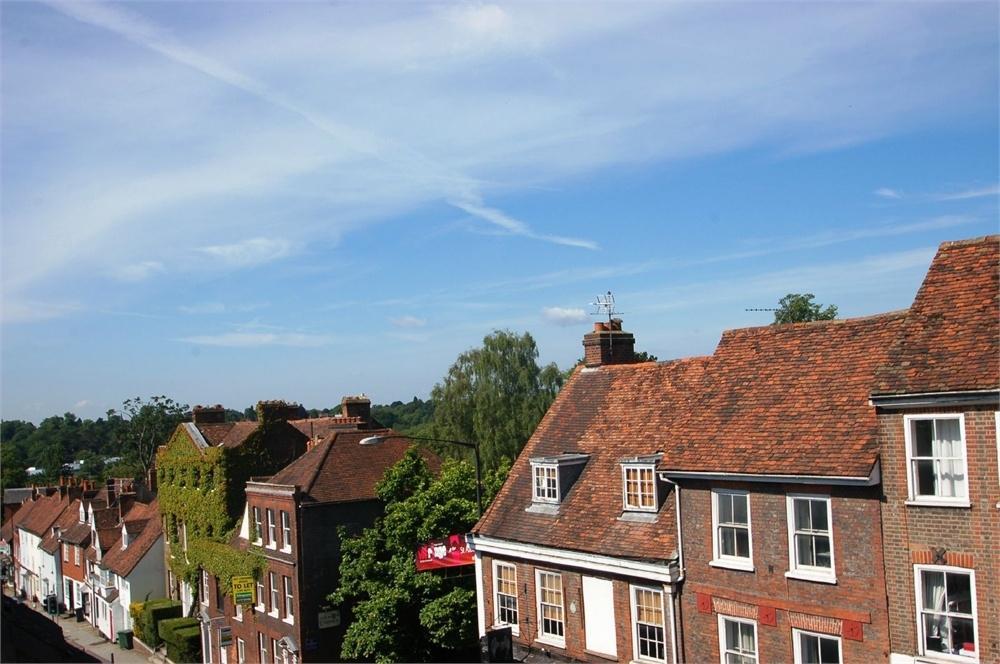 Main image of property: Holywell Hill, St. Albans, Hertfordshire, AL1