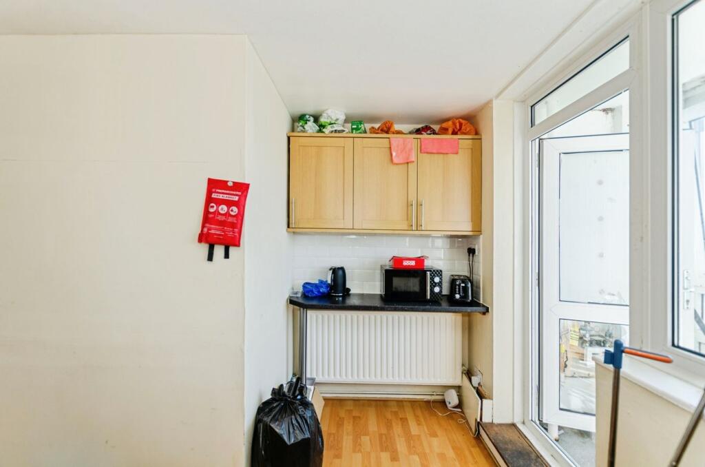 Apartment in London - View 4