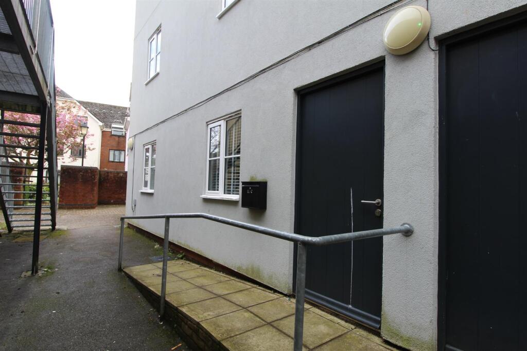 Main image of property: High Street, Honiton