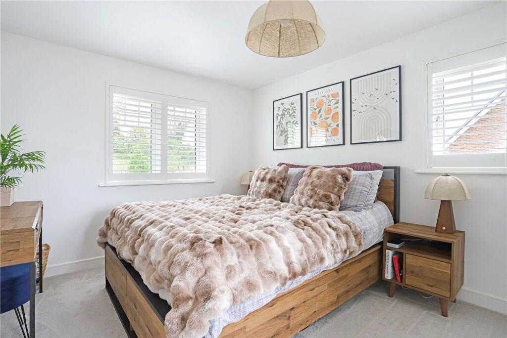 House in Farnham, Mount Pleasant - View 5