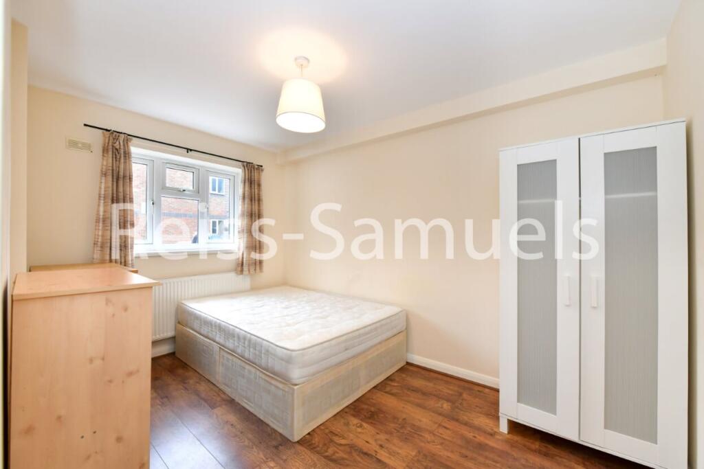 6 bedroom semi-detached house for rent