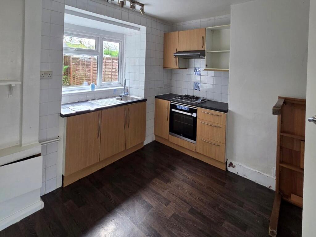 House in Stoke-on-Trent - View 4