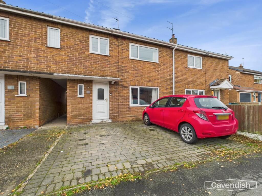 Weston Grove, Upton, Upton