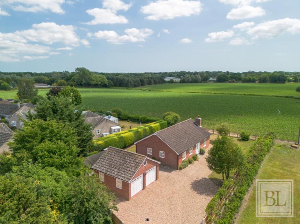 Main image of property: Oakfield Drive, Straight Road, Boxted, Colchester, CO4