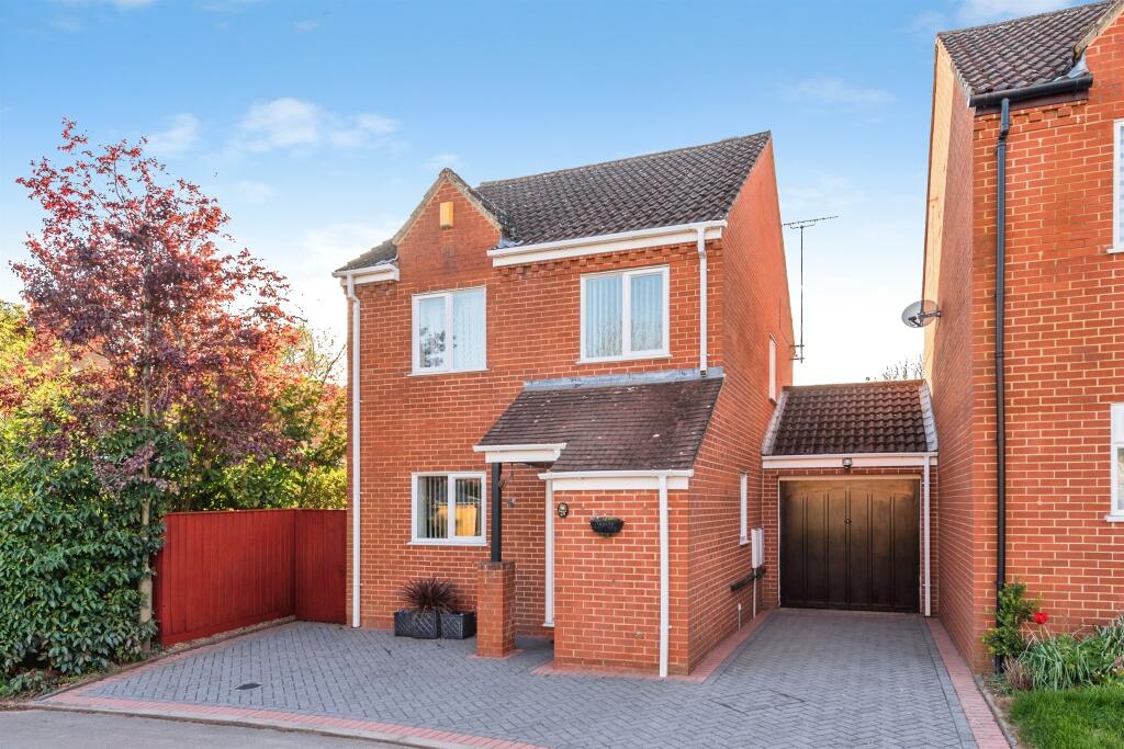 Main image of property: Broadhurst Gardens, Sandford-On-Thames, Oxford