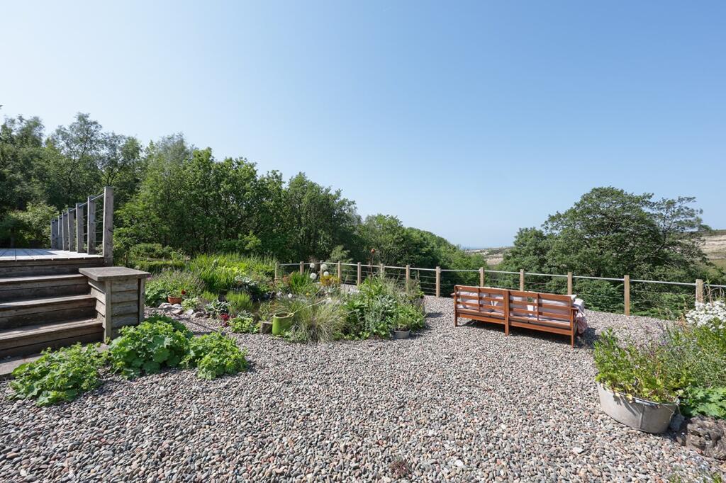 House in Ribble Valley, Dutton - More