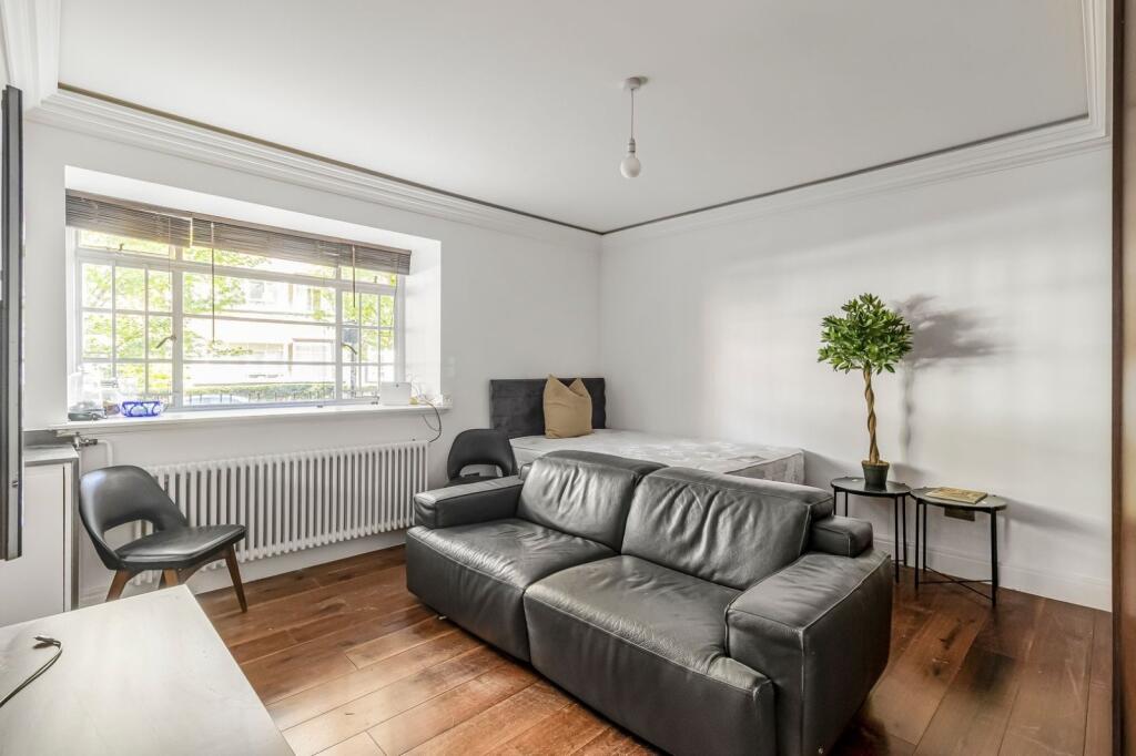 Apartment in London - View 5