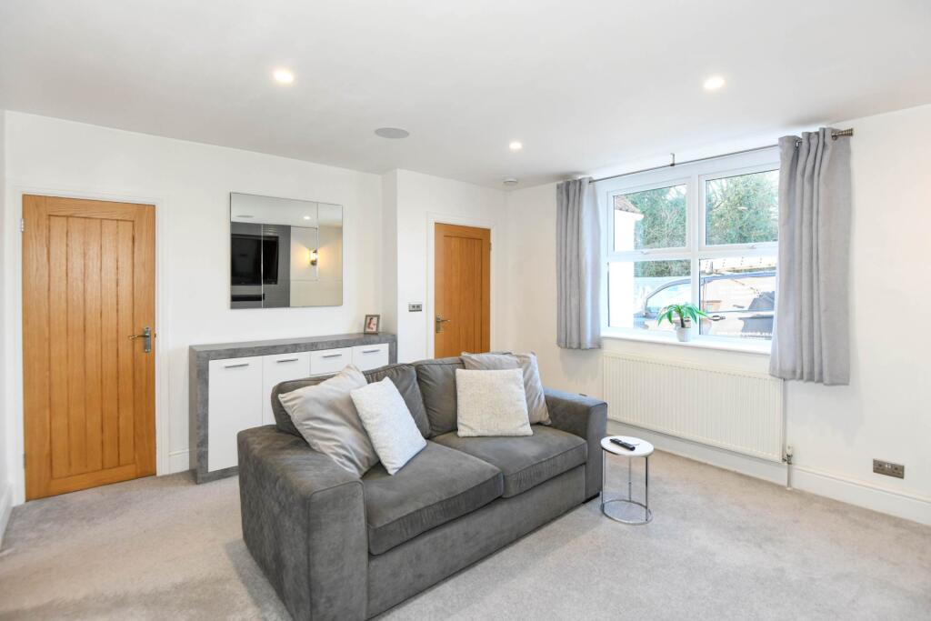 Additional image 5 of Vallis Road, Frome