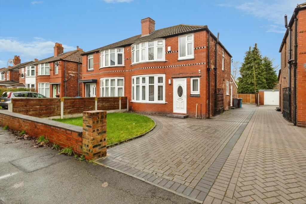 Main image of property: Parrs Wood Road, Manchester, Greater Manchester, M20