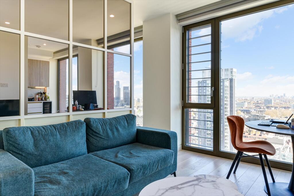 Studio flat for rent
