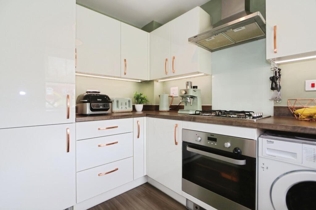 House in Leicester - View 2