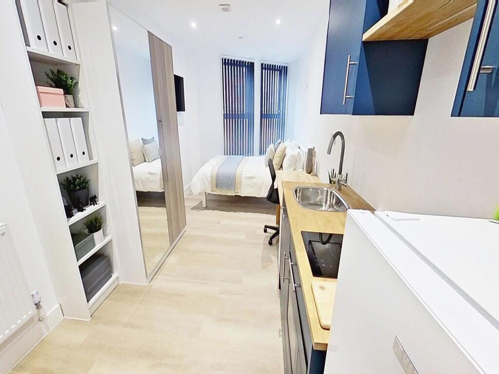 Main image of property: Flat 311, Sandfield House, 5 Mansfield Road, Nottingham, NG1 3FB