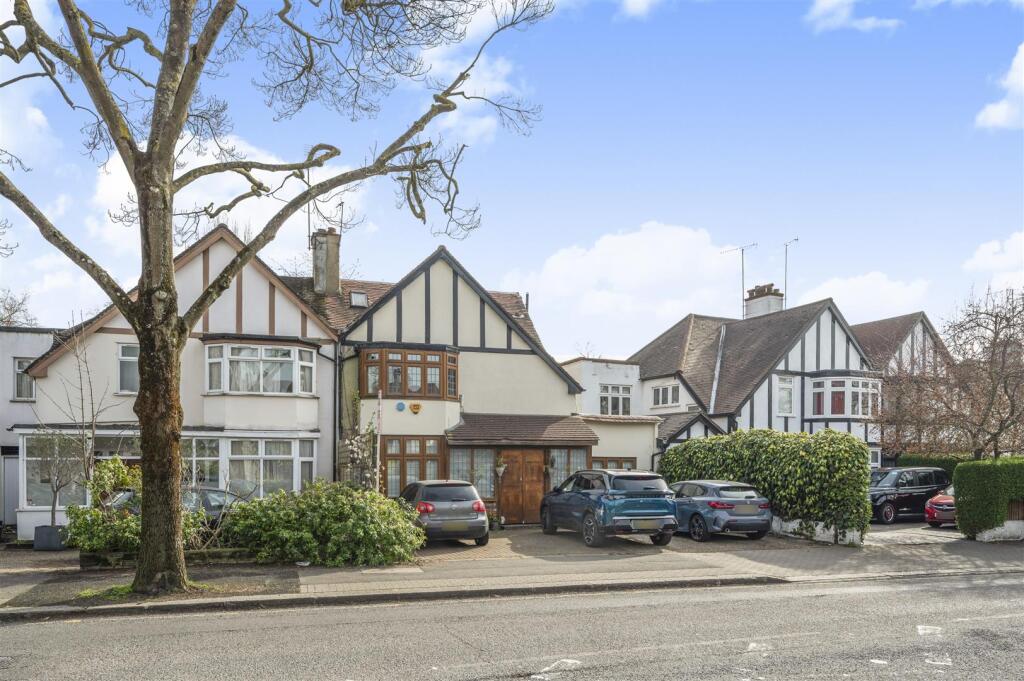 Main image of property: Dunstan Road, Golders Green, NW11