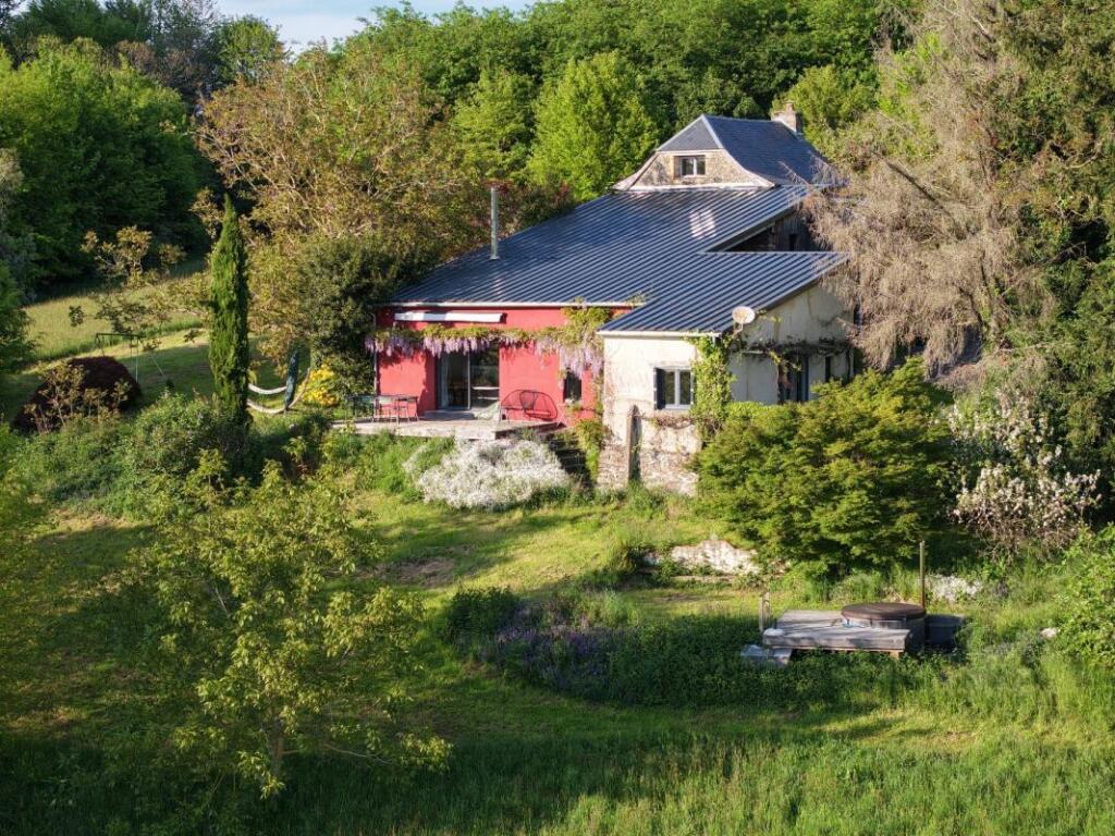 Main image of property: Midi-Pyrénées, Aveyron, La Salvetat-Peyralès