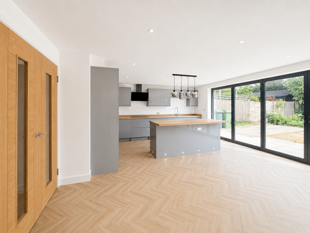 House in Tilsworth, Central Bedfordshire - View 2