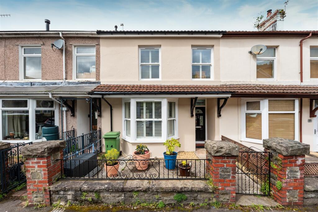 Main image of property: The Avenue, Pontypridd
