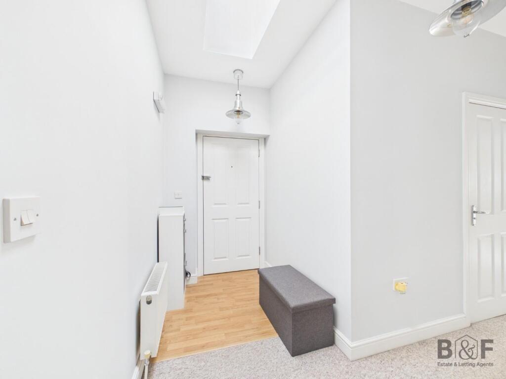 Apartment in Bristol - View 5